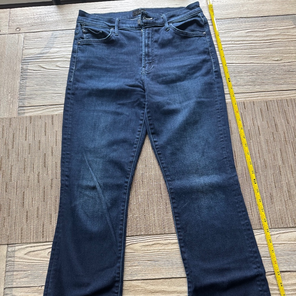 Mother Insider Crop step fray jean